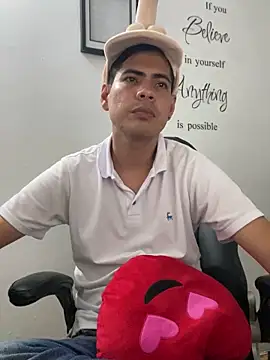 Snapshot of Haron-Hot chatting on March 20, 11:02 pm Haron-Hot online show from March 20, 11:02 pm