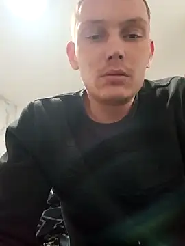 Snapshot of LargeElectrolyte7 chatting on March 13, 1:21 am LargeElectrolyte7 online show from March 13, 1:21 am