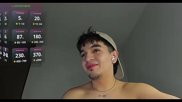 cmzo  online show from April 19, 4:01 am