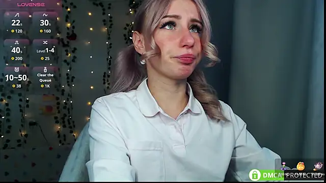 Snapshot of Mia__Kitty chatting on September 22, 11:45 am Mia  Kitty online show from September 22, 11:45 am