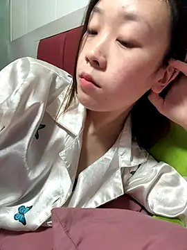 Snapshot of Minnie-66 chatting on September 20, 10:27 am Minnie-66 online show from September 20, 10:27 am