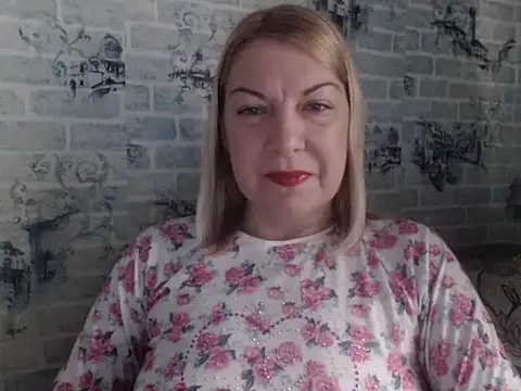 Lillia Ray online show from December 21, 11:06 am