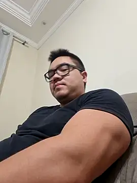 awesometeacher33 online show from May 31, 3:26 am
