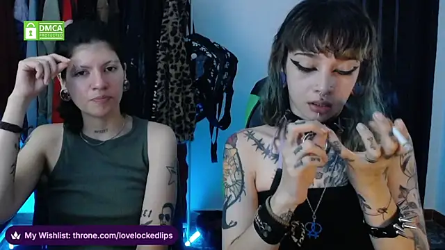 lovelockedlips online show from May 29, 2:31 am