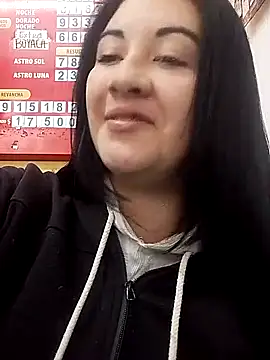 Snapshot of melisamoon_ chatting on March 22, 4:58 pm melisamoon online show from March 22, 4:58 pm