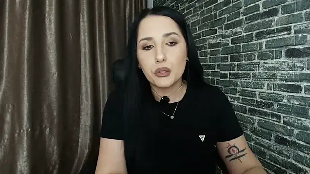 missdyaa online show from April 11, 10:36 pm