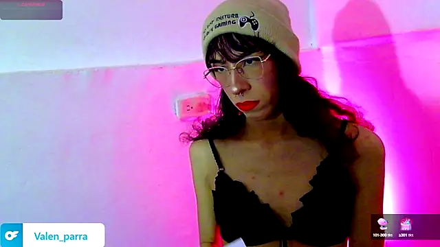 Snapshot of kattycat_ chatting on October 13, 10:43 pm kattycat  online show from October 13, 10:43 pm