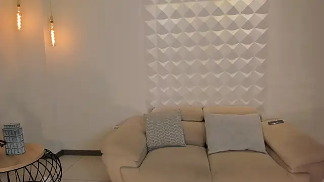 AmaliaCrus online show from October 5, 11:35 pm