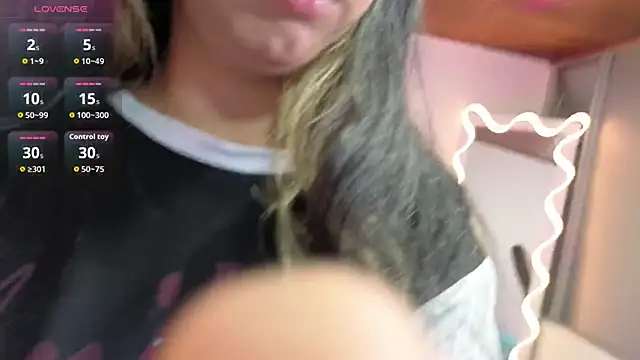 Malory tay1 online show from December 15, 7:18 pm