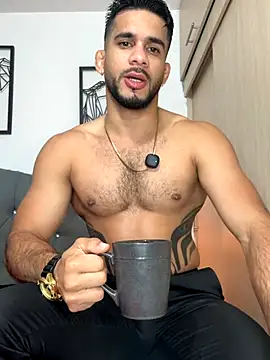 Maximiliano ford online show from December 5, 10:57 am