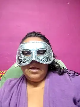 Snapshot of Pequitas_sexi chatting on June 2, 9:28 pm Pequitas sexi online show from June 2, 9:28 pm