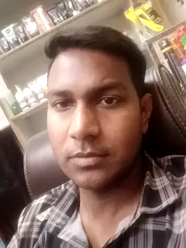Snapshot of vikesh05 chatting on May 7, 8:25 pm vikesh05 online show from May 7, 8:25 pm