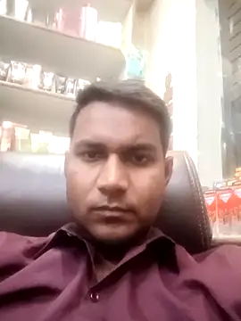Snapshot of vikesh05 chatting on May 9, 8:58 pm vikesh05 online show from May 9, 8:58 pm