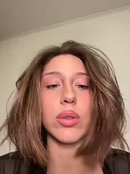 Snapshot of MiaaLoveeee chatting on March 1, 7:16 pm MiaaLoveeee online show from March 1, 7:16 pm