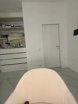 Amy Sky  online show from February 7, 5:05 pm