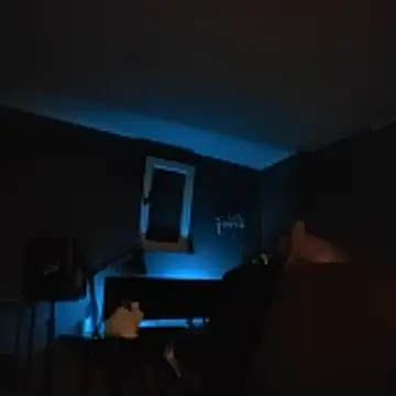 Snapshot of magicluke1 chatting on November 24, 1:05 am magicluke1 online show from November 24, 1:05 am