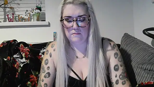 Sizzling Indie36 online show from October 29, 9:27 pm