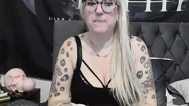 Sizzling Indie36 online show from November 8, 12:22 am