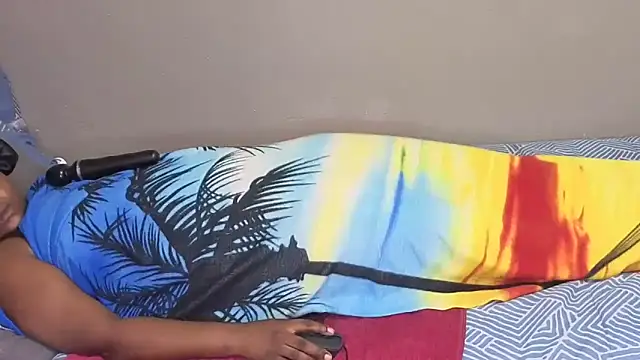 Snapshot of spicybootie chatting on December 22, 6:32 am spicybootie online show from December 22, 6:32 am