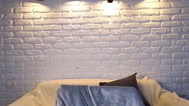 minigirl online show from March 15, 4:13 am