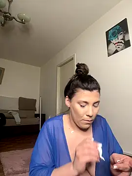 Natasha Cameron22 online show from November 12, 9:25 pm