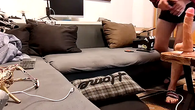 AlessiaTVFussfee online show from April 1, 4:46 am