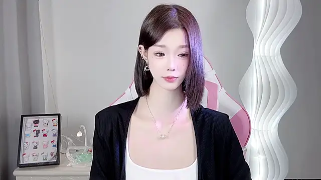 Snapshot of Gogo-888 chatting on October 3, 10:12 am Gogo-888 online show from October 3, 10:12 am