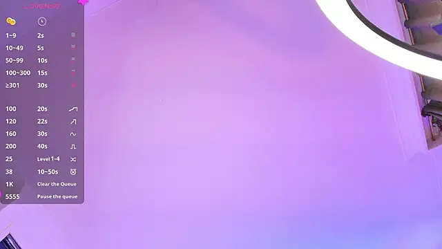 Snapshot of Valen_ross_ chatting on January 16, 10:03 pm Valen ross online show from January 16, 10:03 pm