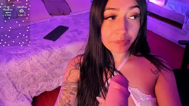 KatianPierce online show from March 12, 7:42 pm