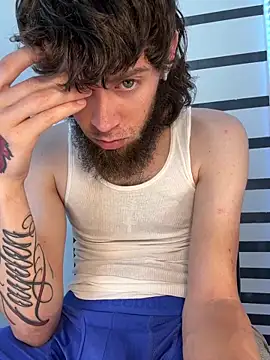 bwcizThrobbing online show from March 28, 3:44 pm