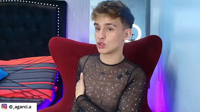 LiamWildx20 online show from September 29, 12:16 am