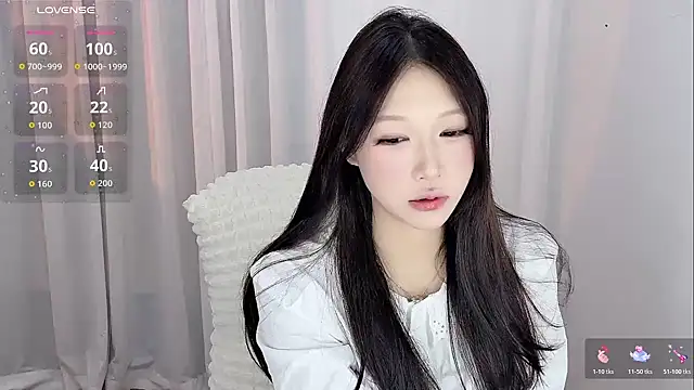 Snapshot of -monica-tina- chatting on May 30, 8:28 pm -monica-tina- online show from May 30, 8:28 pm