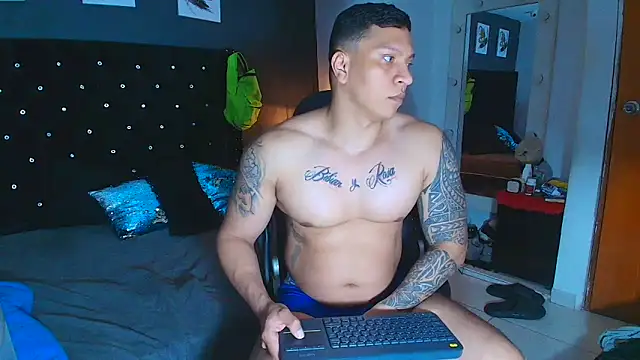 ethan dalton  online show from November 7, 3:17 am