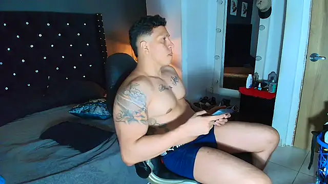 ethan dalton  online show from February 10, 3:32 am