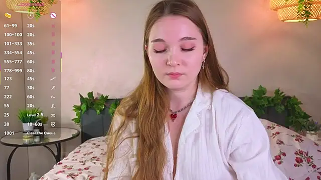 ConstanceHelms online show from December 19, 5:03 am