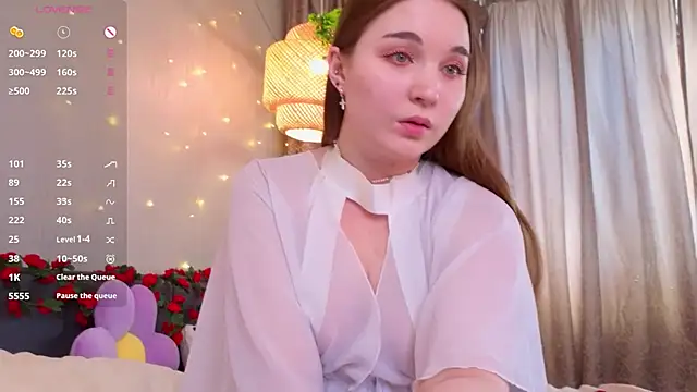 Snapshot of ConstanceHelms chatting on March 14, 5:02 am ConstanceHelms online show from March 14, 5:02 am