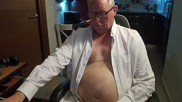 JamesBauer online show from March 4, 4:18 am