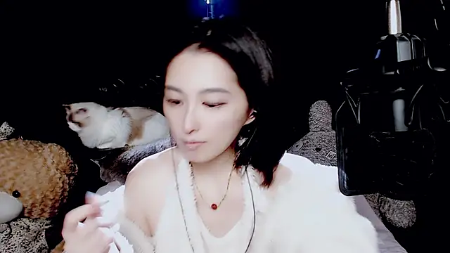 Snapshot of 9ban chatting on October 2, 11:50 am 9ban online show from October 2, 11:50 am