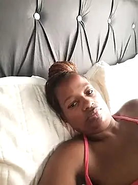 Snapshot of sexylira chatting on November 14, 9:41 am sexylira online show from November 14, 9:41 am