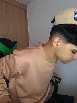 317894 online show from March 6, 4:36 pm