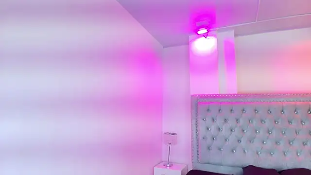 Lia adamsss online show from April 8, 3:17 am