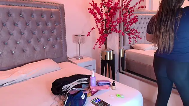 Lia adamsss online show from April 14, 3:34 am