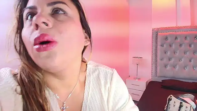 Lia adamsss online show from June 3, 4:04 am
