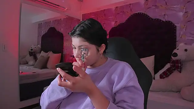 abby roux online show from November 8, 3:50 am