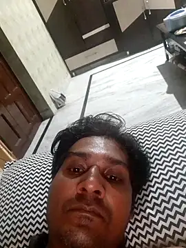 johnny8731 online show from October 17, 7:16 pm