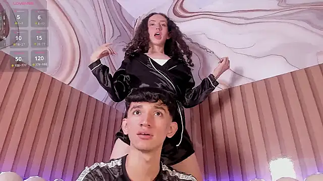 peachandtyron  online show from March 18, 1:21 am