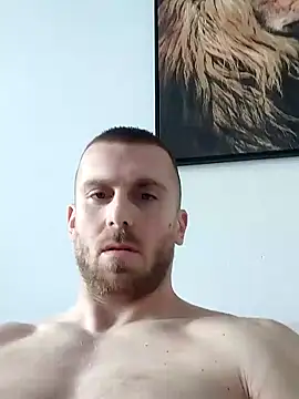 Snapshot of trainwithme chatting on March 18, 8:25 am trainwithme online show from March 18, 8:25 am
