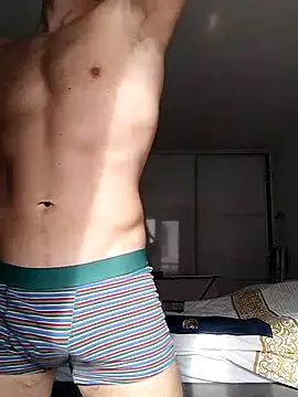 Snapshot of trainwithme chatting on October 14, 8:48 am trainwithme online show from October 14, 8:48 am