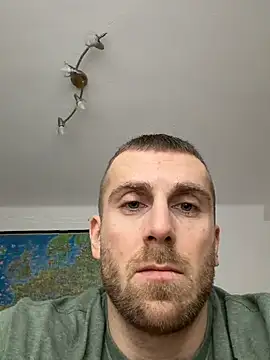 Snapshot of trainwithme chatting on February 12, 8:20 am trainwithme online show from February 12, 8:20 am