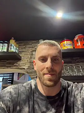 Snapshot of trainwithme chatting on February 13, 3:08 pm trainwithme online show from February 13, 3:08 pm